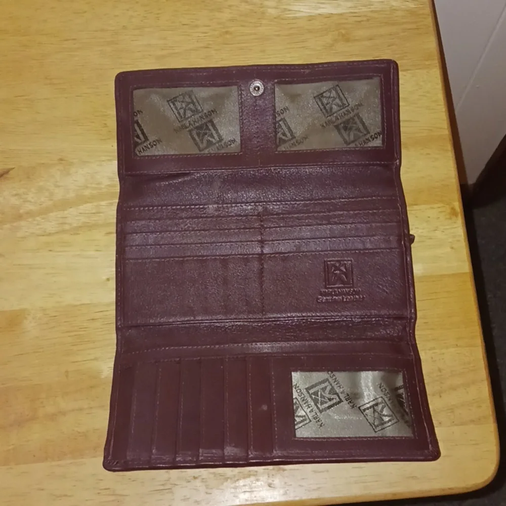 Wallet - Picture 3 of 4